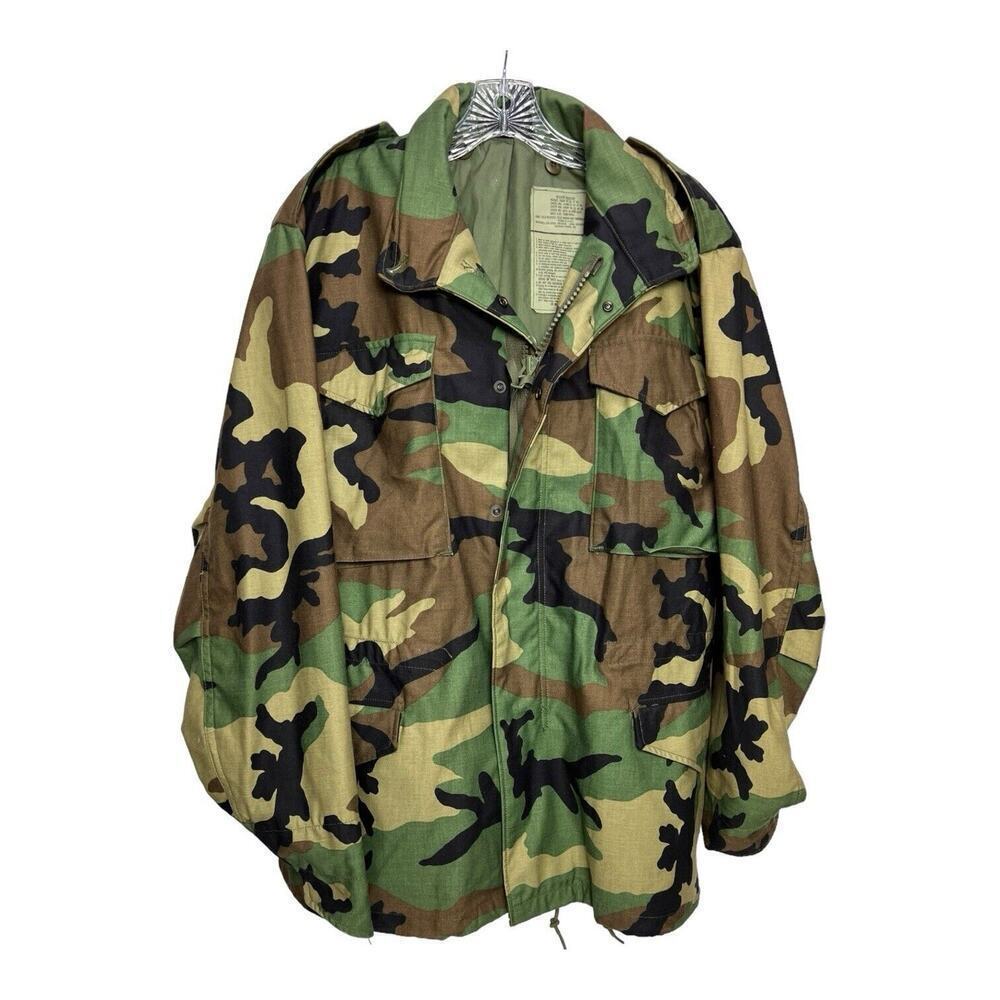 US Army Coat Cold Weather Field Camo Jacket Med Reg Coat 8415-01-099-7835